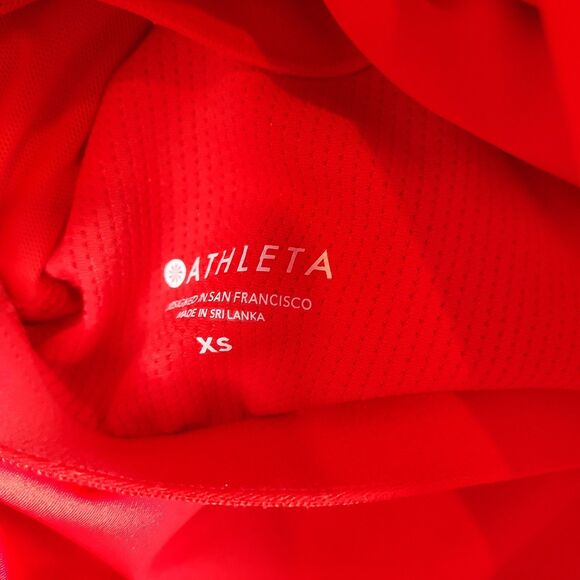 Athleta Womens Workout Tank Top Red Size XS Built In Bra Light Weight - Picture 5 of 7